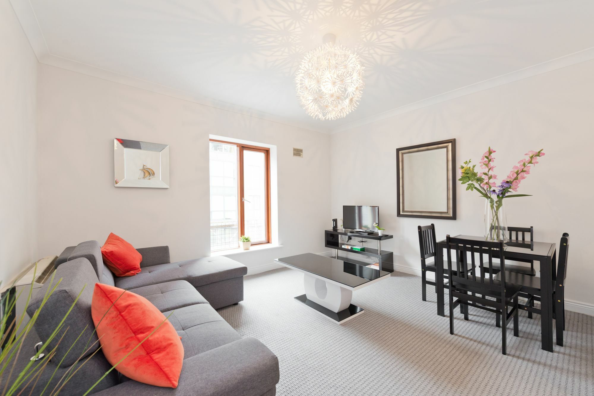 Trinity College Area Apartment 더블린 외부 사진